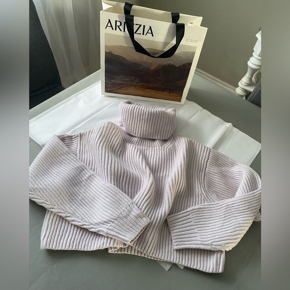Aritzia Babaton Sweater NEW NWT Guell